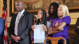WATCH: Sonya Massey bill requiring full employment history for police candidates now law