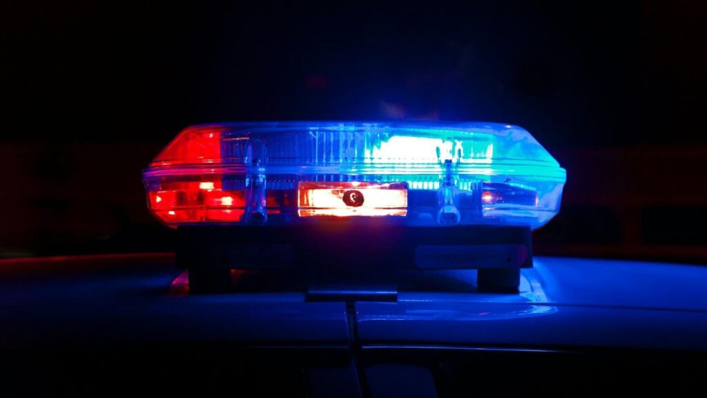 Illinois quick hits: Officer charged in straw gun case