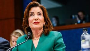 Hochul to feds: Fork over $13.5B in tariff refunds