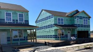 Poll: Taxes, economy top voter concerns