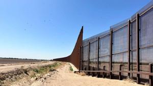 Installation of Big Bend border wall set for August in Texas