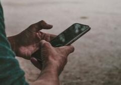 Lawmakers, policy groups react to social media warning suit Lawmakers, policy groups react to social media warning suit