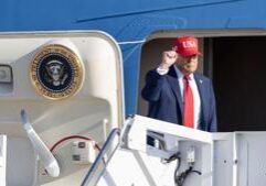 Crypto companies ask Trump to block bank data fees Crypto companies ask Trump to block bank data fees