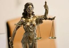Op-Ed: Illinois manufacturers are in dire need of legal reform