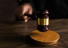 Judge blocks feds from freezing California education funding