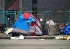 Feds suspend funding to Los Angeles homelessness agency