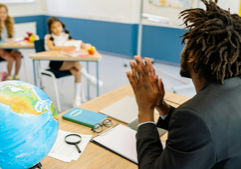 Solutions differ for Chicago Public Schools' potential $1B deficit