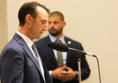 Oppenheimer’s grandson supports nuclear energy bill